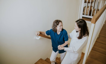 comment prévenir les chutes dans les escaliers
