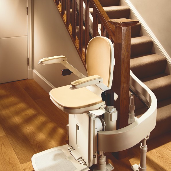 Installer un monte-escalier à Alençon